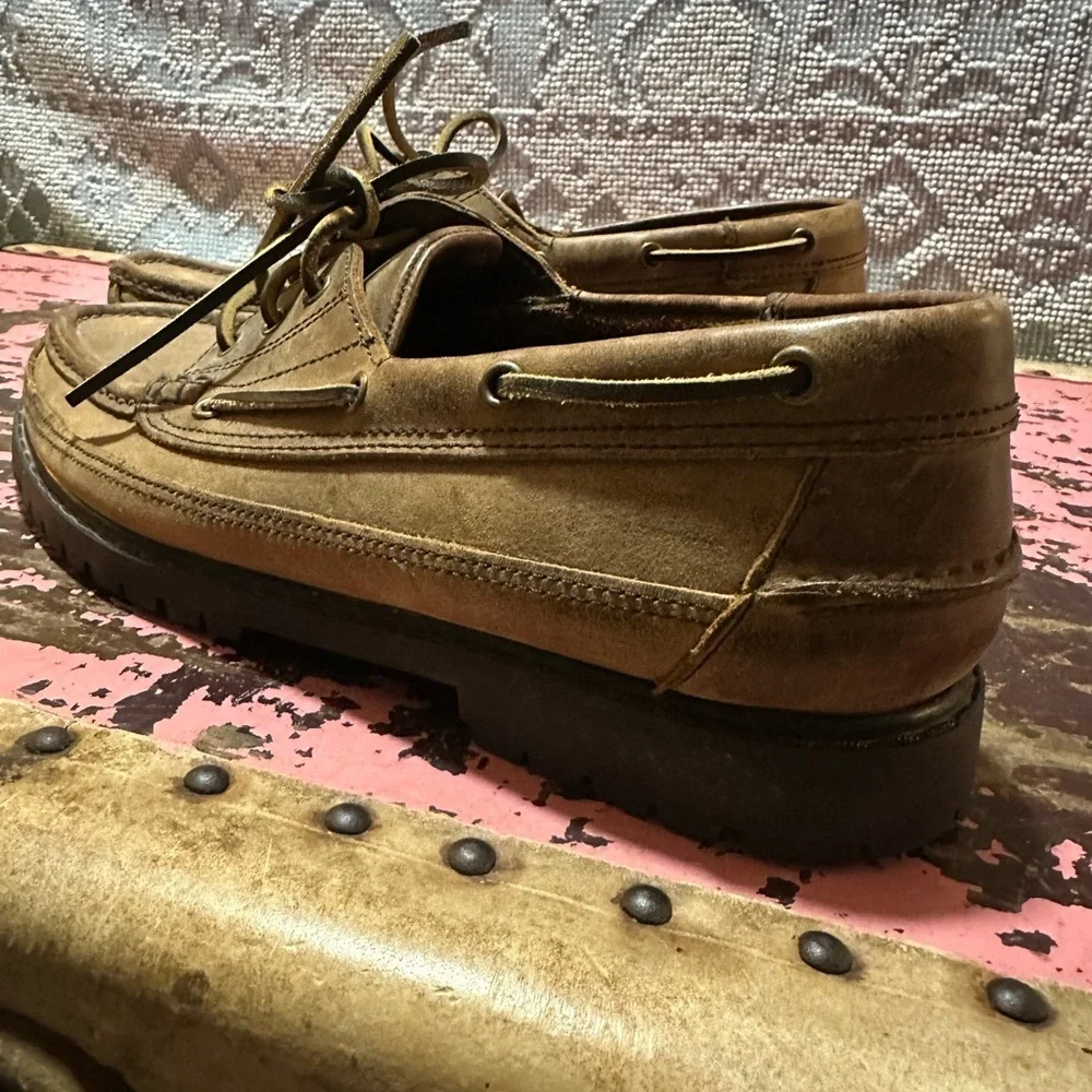 Trader Bay Tan Leather Boat Shoes Sz 9